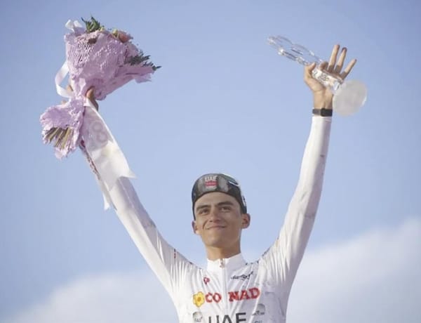 CIERRA DEL TORO CON LA ‘MAGLIA BIANCA’ UN GIRO DE ENSUEÑO!