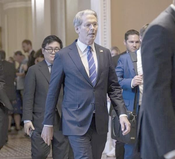 ¡PROPUESTA FISCAL DE TRUMP SUPERA LA VOTACIÓN CLAVE EN EL SENADO!