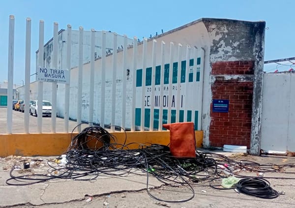 ¡MÁS APAGONES! - COMO "RULETA RUSA"