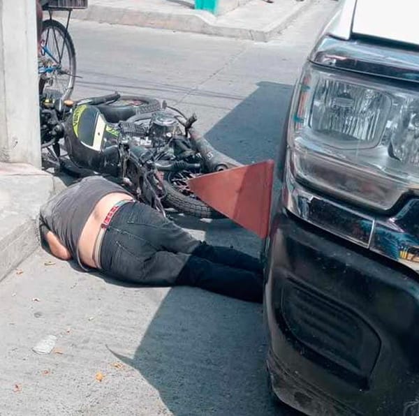 ¡PADRE DE FAMILIA PIERDE LA VIDA EN ENCONTRONAZO!