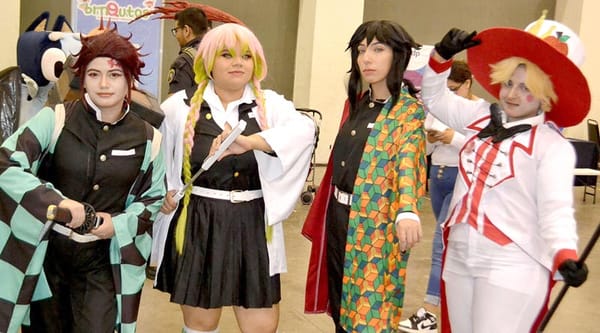 POSANDO PARA NUESTRA LENTE…