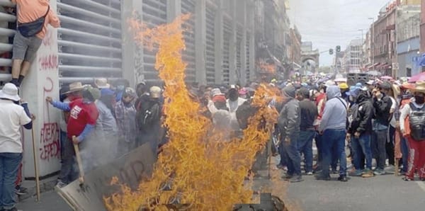 ¡INJUSTIFICABLES ACTOS VIOLENTOS DE LA CNTE: CLAUDIA SHEINBAUM!