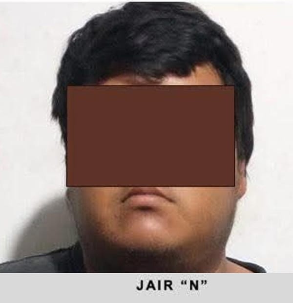 ¡JAIR SE VA AL TAMBO POR ASALTAR UN OXXO! - FUE DETENIDO POR CLIENTES DE LA TIENDA