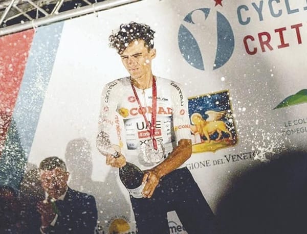¡SE SUBE DEL TORO AL PODIO EN EL CYCLING STAR CRITERIUM!