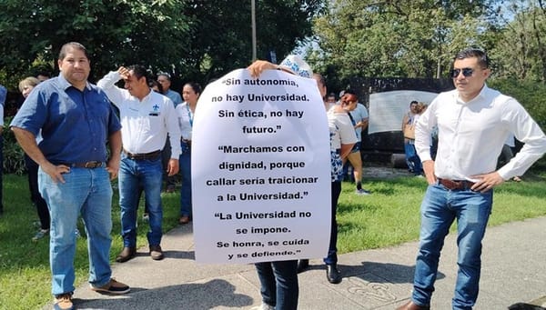 ¡LOS ACALAMBRAN! - A LOS DE LA JUNTA DE GOBIERNO