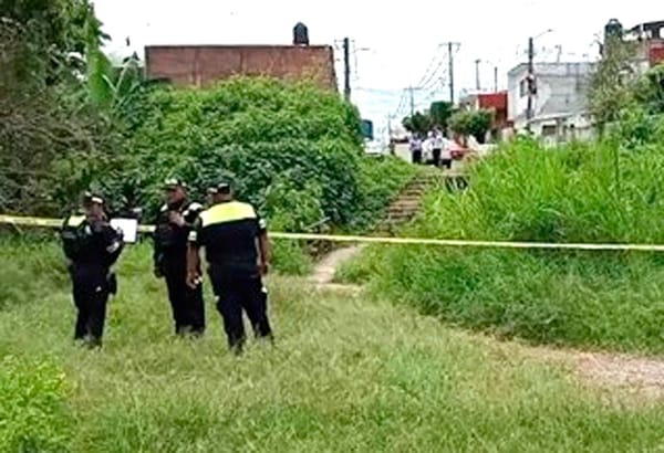 ¡SE AHOGÓ EN CANAL DE AGUAS NEGRAS POR ATAQUE EPILÉPTICO!