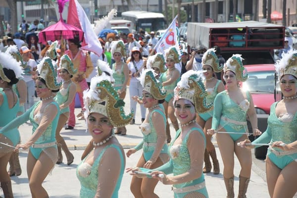 ¡HASTA APLAUDEN! - *Los ajustes en el Carnaval 2025