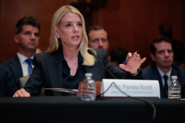 ¡FISCAL DE EU PONE A MÉXICO EN LA LISTA DE “ADVERSARIOS” JUNTO A IRÁN, CHINA Y RUSIA!