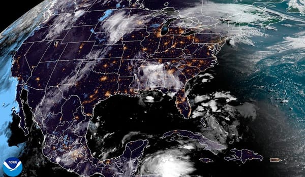 ¡DEL NORESTE CON RACHAS, LLUVIAS Y RAYOS! - *DOS CANALES TRAEN MÁS NUBOSIDAD