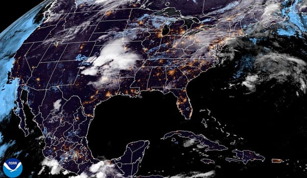>NO TARDA "BÁRBARA" EN EL PACÍFICO< - AQUÍ FIN DE SEMANA BOCHORNOSO Y GOTAS DE NOCHE