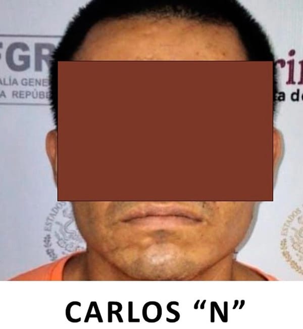 ¡HUNDEN A REO POR MATAR A FEMINICIDA EN RIÑA EN PENAL!