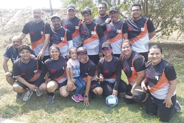 ¡SECCIÓN 141 ES LÍDER EN EL VOLEIBOL DEL SUTERM!