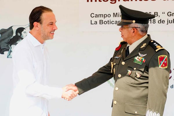 UNÁNUE Y EL GENERAL