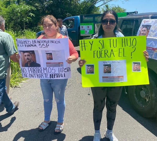 ¡BLOQUEAN LA CARDEL-POZA RICA!