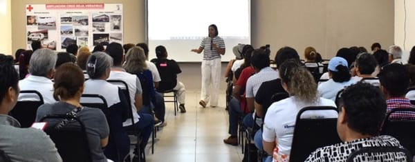 ¡OFRECE CRUZ ROJA PLÁTICAS GRATUITAS DE SALUD MENTAL!