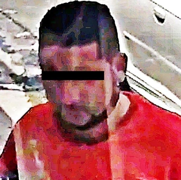 ¡POLICÍAS BUSCAN A ASALTANTE BARBÓN!