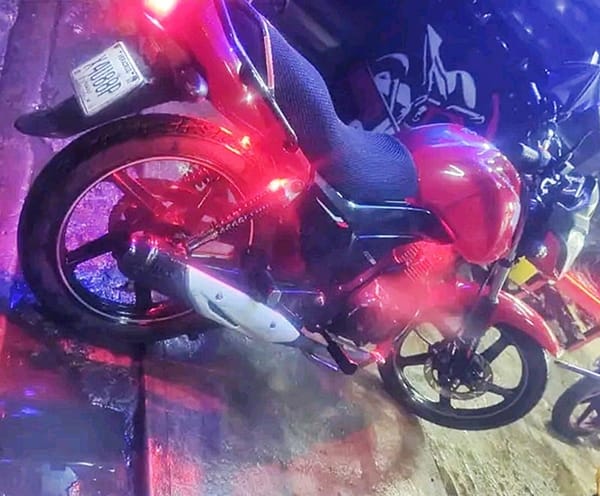 ¡SE LLEVAN “CABALLO DE ACERO” MIENTRAS ESTABA EN EL “GYM”! - EN PLAZA “URBAN CENTER”