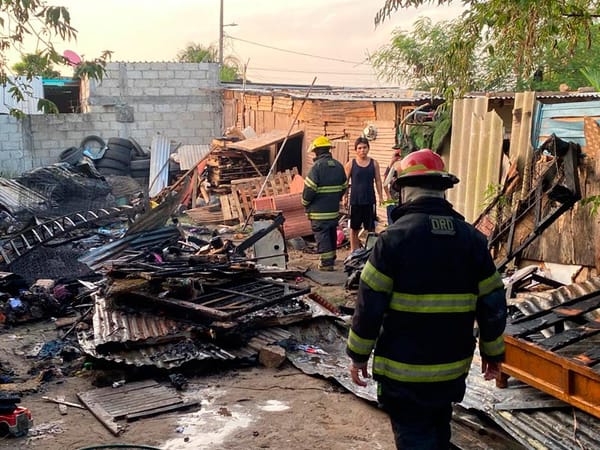 ¡PIERDEN SU CASA AMA DE CASA Y SUS TRES HIJOS!