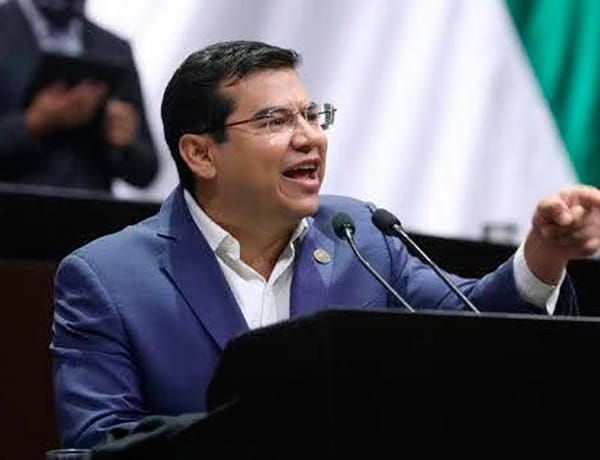 ¡VALENZUELA SE VA A CAMPECHE!