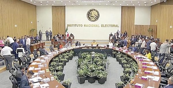 ¡RENUNCIAN DOS DIRECTORES DE LA JUNTA GENERAL DEL INE! - TRAS ELECCIÓN JUDICIAL