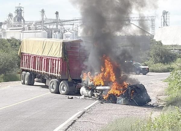 ¡EJECUCIONES, NARCOBLOQUEOS Y QUEMA DE NEGOCIOS! - EN AGUASCALIENTES