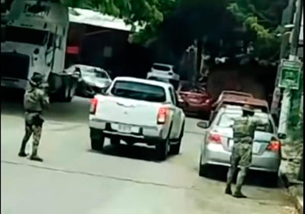 ¡TRACA TRACA! - “HASTA HUELE A PÓLVORA”