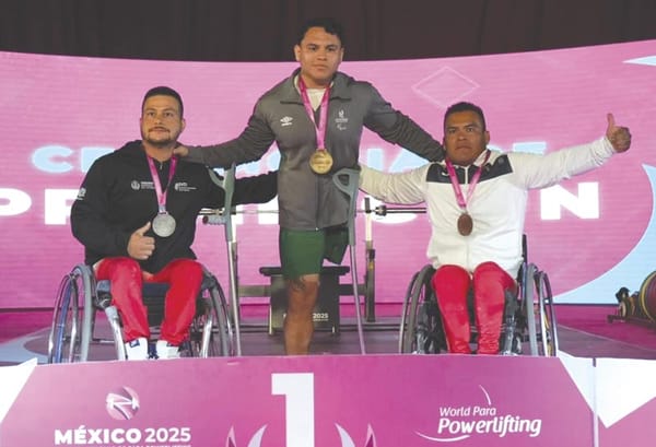 ¡HISTÓRICA ACTUACIÓN DE ATLETAS EN PARAPOWERLIFTING!