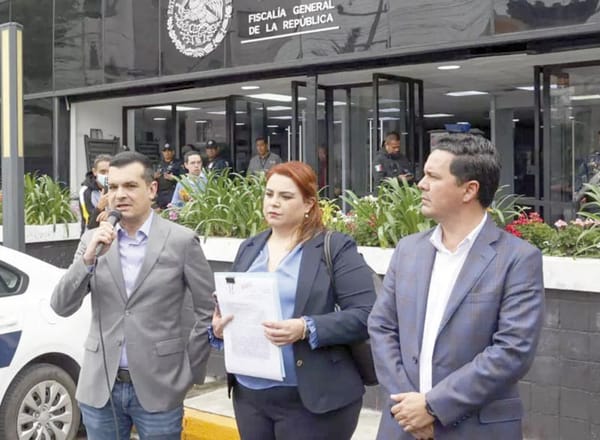 ¡PAN DENUNCIA A RICARDO MEJÍA!