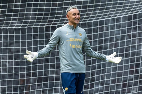¡KEYLOR NAVAS ES PRESENTADO COMO NUEVO PORTERO DE PUMAS!