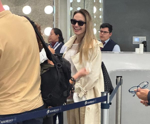 ¡SALMA HAYEK Y ANGELINA JOLIE EN VERACRUZ! - Y LLEGAN VOLANDO...