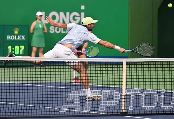 ¡SANTIAGO GONZÁLEZ AVANZA EN WIMBLEDON EN DOBLES MIXTOS!