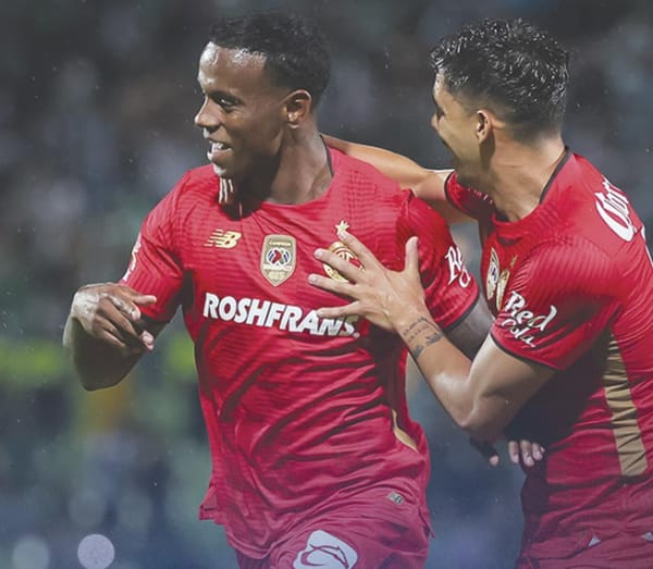 ¡EL CAMPEÓN ES LÍDER Y PUMAS AL FONDO!