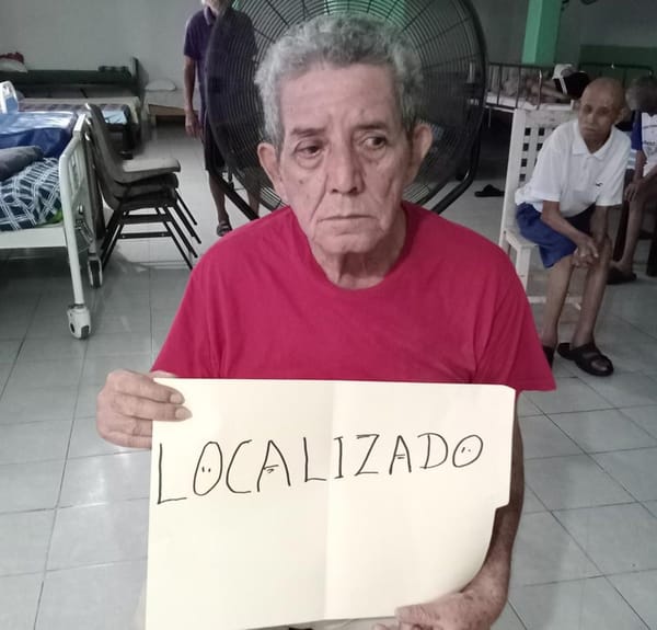 ¡ABUELITO SE ESCAPA DEL ASILO PARA IRSE AL CARNAVAL!