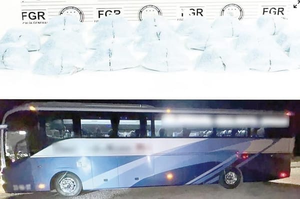 ¡ASEGURAN 200 MIL PASTILLAS DE FENTANILO EN AUTOBÚS!