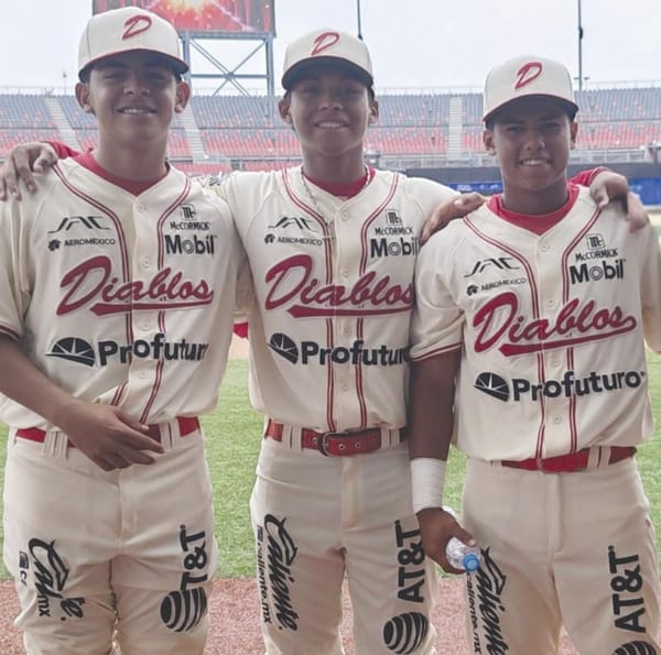 ¡TRES VERACRUZANOS EN FUTURAS ESTRELLAS!