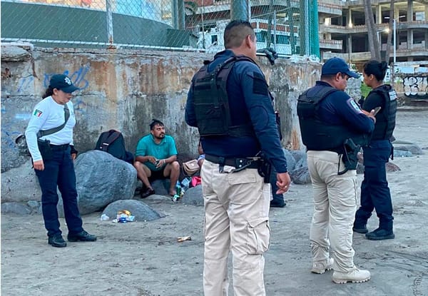 ¡TURISTA DE TLAXCALA CASI MUERE AHOGADO!