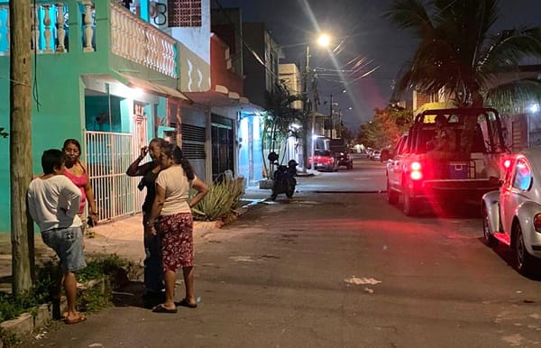 ¡MALANDRO SE METE A VIVIENDA Y ATACÓ A NAVAJAZOS A MUCHACHA!