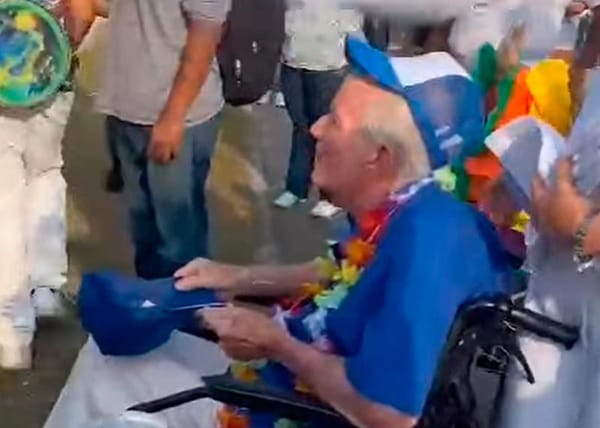 ¡MOMENTO EMOTIVO EN EL CARNAVAL!