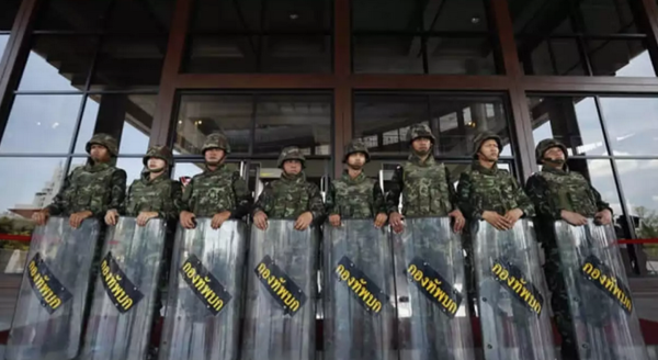 ¡LEY MARCIAL EN TAILANDIA!