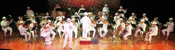 HOY EMPIEZA FESTIVAL INTERNACIONAL DEL BOLERO