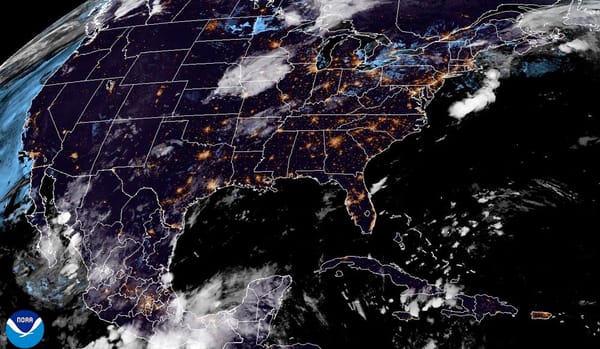 ¡PASA LA ONDA Y DEJA UNA CAUDA DE HUMEDAD! - *LLUEVE Y TRUENA CON BOCHORNO