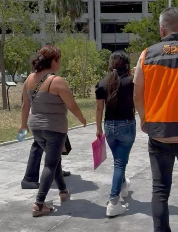 ¡Y SE LOS TRAEN! - *Los cuerpos de Nuevo León