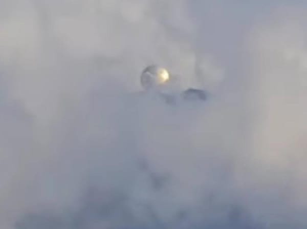 ¡ESFERA METÁLICA SOBRE EL PICO DE ORIZABA!