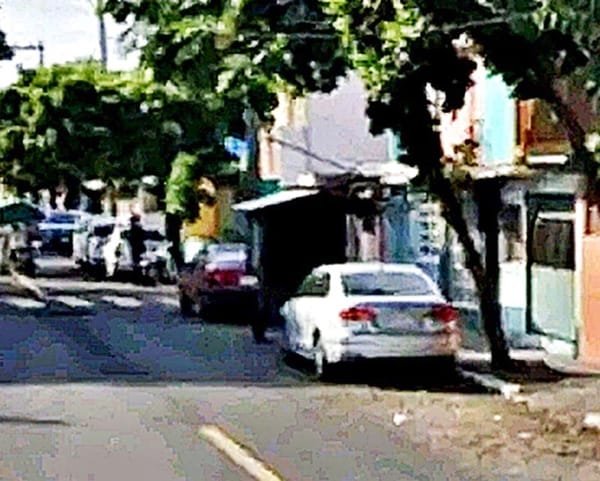 ¡A PUNTA DE PISTOLA ASALTAN A ESTUDIANTE DE ENFERMERÍA EN EL INFONAVIT BUENAVISTA!