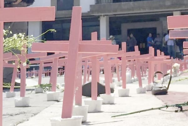 ¡ASESINAN A 9 MUJERES DIARIAMENTE EN MÉXICO!