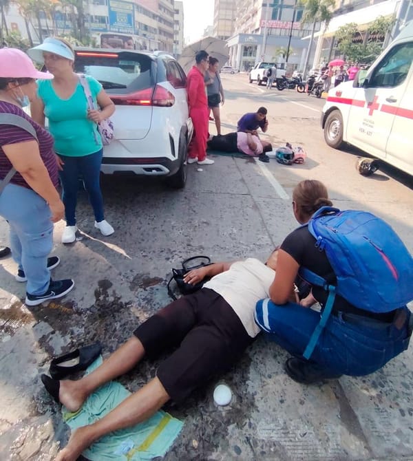 ¡DOS MUJERES ATROPELLADAS FRENTE AL PARQUE ZAMORA!