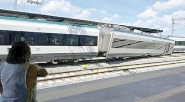 ¡“NOS CHOCÓ OTRO TREN”! - *Usuarios relatan cómo ocurrió el descarrilamiento del Tren Maya en Izamal, Yucatán