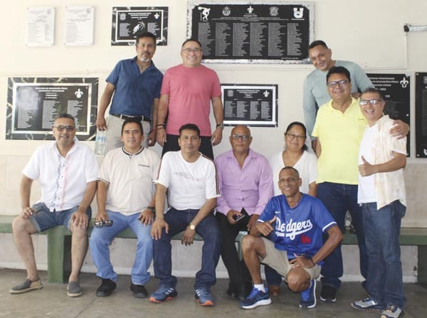 ¡SE UNIO EL GRUPO RUGBY”