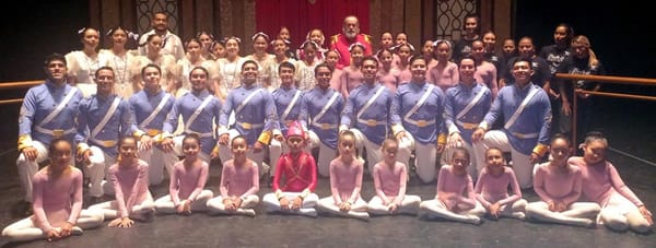 PRESENTAN FUNCIÓN DE BALLET “BAILE DE GRADUADOS”