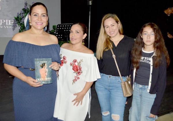 PRESENTAN DESDE MI PIEL